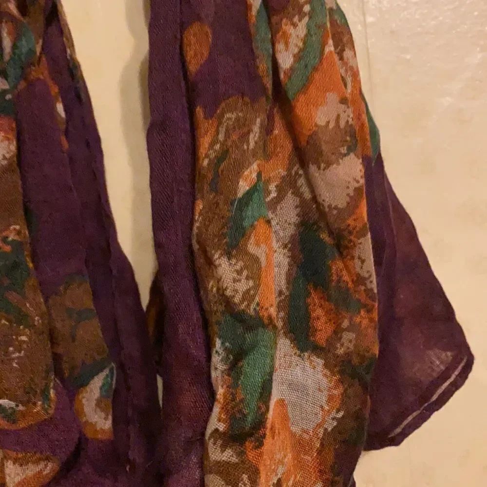 Perfectly Adjusted Scarf - Picture 2 of 3